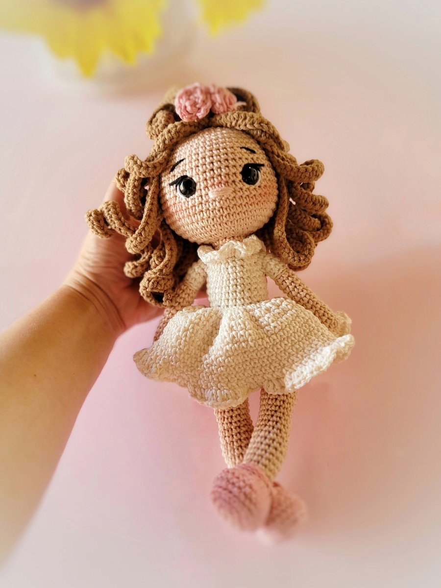 Boneca Amigurumi 1